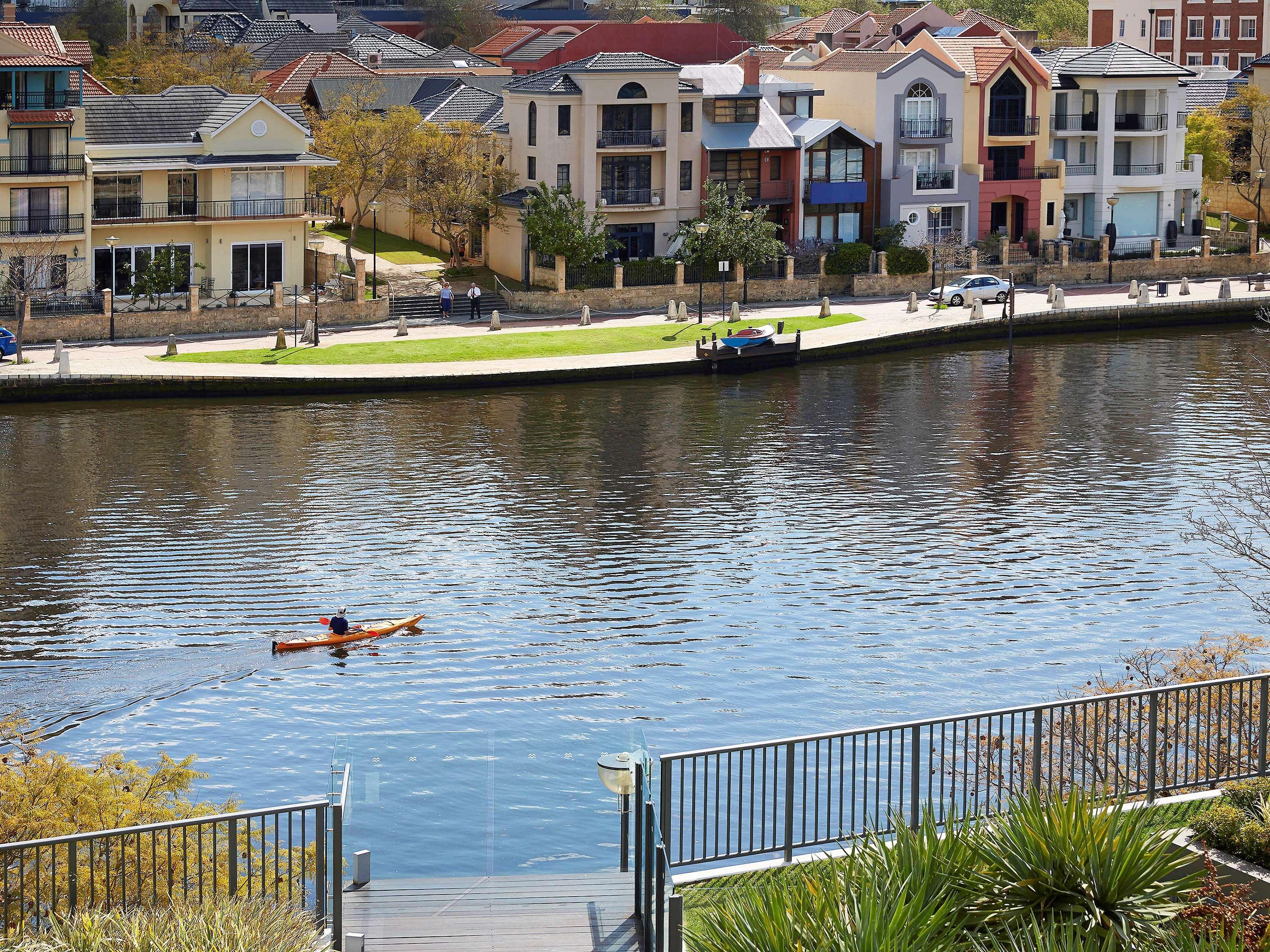 East Perth Suites Hotel Luaran gambar